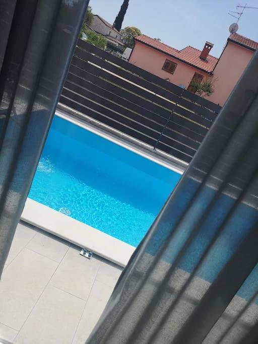 Marcante - Designer, Romantic Pool View Suite 波雷奇 外观 照片