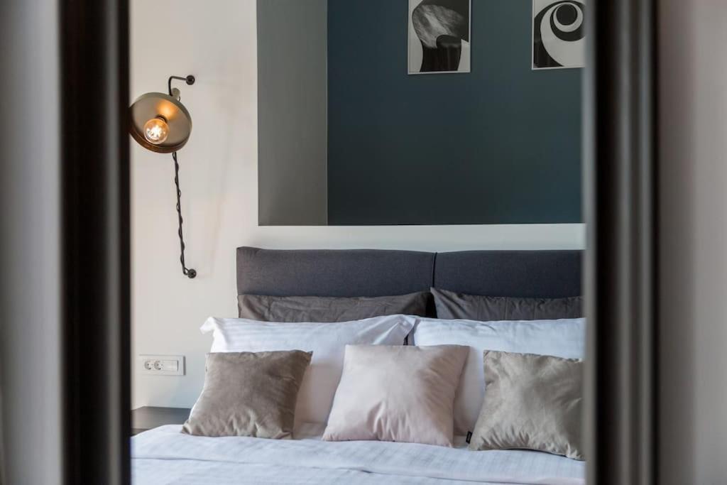 Marcante - Designer, Romantic Pool View Suite 波雷奇 外观 照片